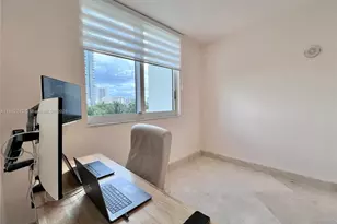 1755 E Hallandale Beach Blvd, Hallandale Beach, FL 33009 - Photo 25