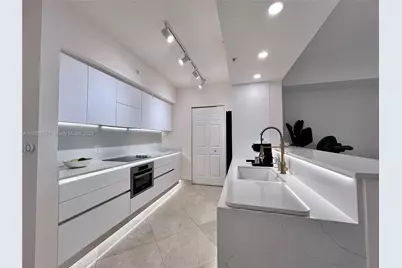 1755 E Hallandale Beach Blvd #405E, Hallandale Beach, FL 33009 - Photo 5