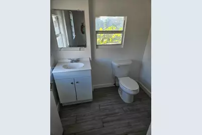 1035 NW 5th St #3, Miami, FL 33128 - Photo 5