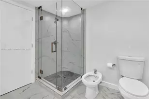 17375 Collins Ave, Sunny Isles Beach, FL 33160 - Photo 39