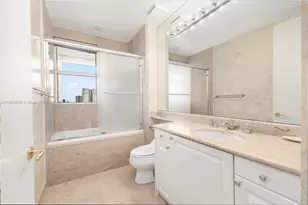 19925 NE 39th Pl, Aventura, FL 33180 - Photo 17