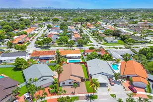 2671 SW 99th Ct, Miami, FL 33165 - Photo 11