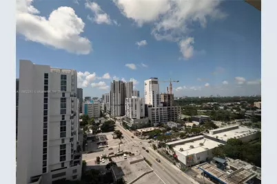 175 SW 7th St #1612, Miami, FL 33130 - Photo 31