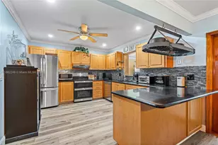 3127 NW 68th St, Fort Lauderdale, FL 33309 - Photo 11