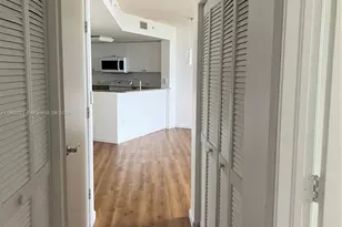 19501 W Country Club Dr, Aventura, FL 33180 - Photo 5