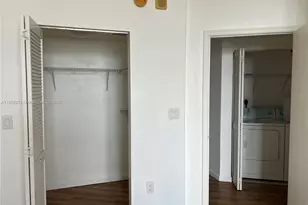 19501 W Country Club Dr, Aventura, FL 33180 - Photo 9