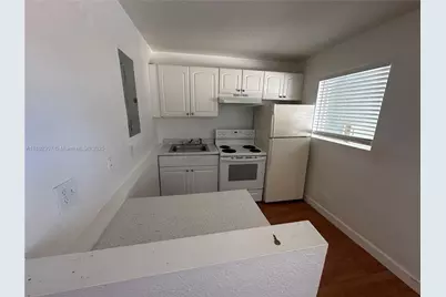 300 SW 4th Ct #3, Fort Lauderdale, FL 33315 - Photo 1