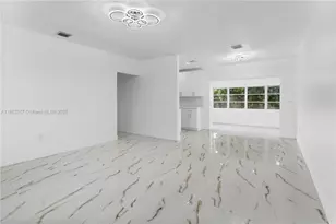 1770 NW 9th St, Homestead, FL 33030 - Photo 9