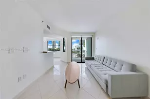 110 Washington Ave, Miami Beach, FL 33139 - Photo 3