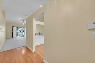 7401 S Aragon Blvd, Sunrise, FL 33313 - Photo 11