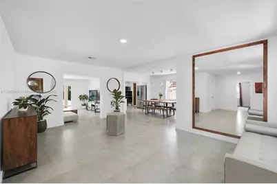 620 SW 22nd Rd, Miami, FL 33129 - Photo 3