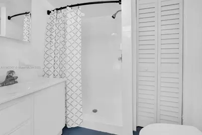 620 SW 22nd Rd, Miami, FL 33129 - Photo 21