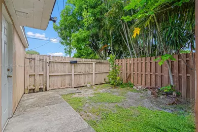 6233 Rodman St, Hollywood, FL 33023 - Photo 27