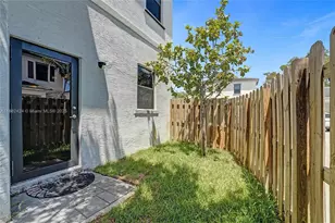 1600 SW 28th St, Fort Lauderdale, FL 33315 - Photo 75