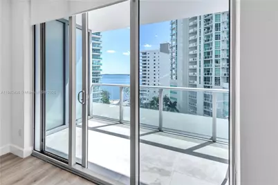 1300 Brickell Bay Dr #903, Miami, FL 33131 - Photo 11