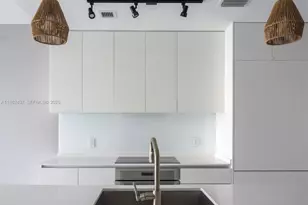 700 NE 24, Miami, FL 33137 - Photo 9