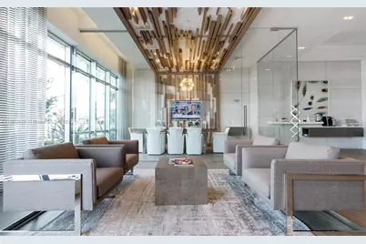 17111 Biscayne Blvd #402, North Miami Beach, FL 33160 - Photo 31