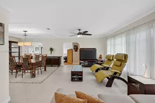 5240 Redwood Ct, Plantation, FL 33317 - Photo 9