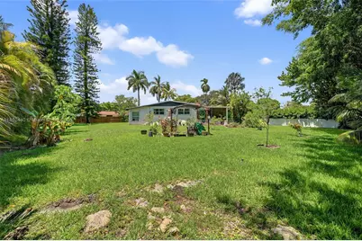 5240 Redwood Ct, Plantation, FL 33317 - Photo 57