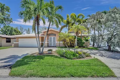 948 SE 10th Ct, Pompano Beach, FL 33060 - Photo 1