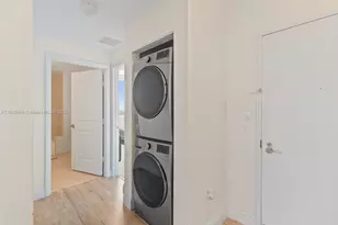 2641 N Flamingo Rd, Sunrise, FL 33323 - Photo 15