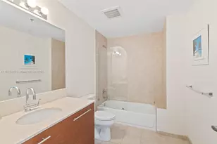 2641 N Flamingo Rd, Sunrise, FL 33323 - Photo 13