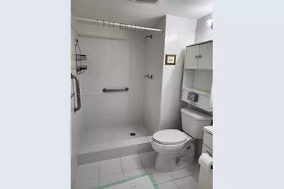 681 S Hollybrook Dr #110, Pembroke Pines, FL 33025 - Photo 29