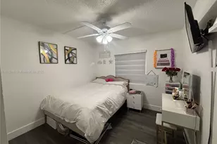 6255 Kendale Lakes Circle, Miami, FL 33183 - Photo 9