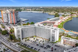 1401 NE Miami Gardens Dr, Miami, FL 33179 - Photo 3