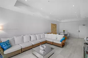 1500 Bay Rd, Miami Beach, FL 33139 - Photo 3