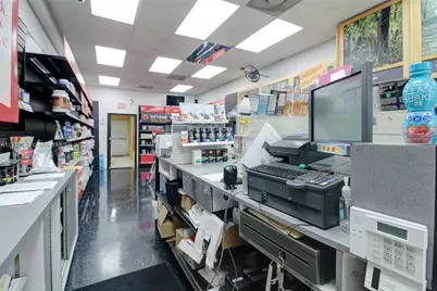 9336 SW 56th St, Miami, FL 33165 - Photo 5