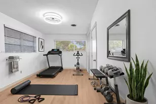 20350 Highland Lakes Blvd, Miami, FL 33179 - Photo 47