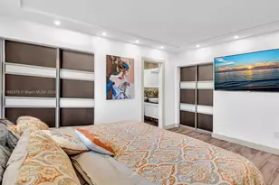 20350 Highland Lakes Blvd, Miami, FL 33179 - Photo 43