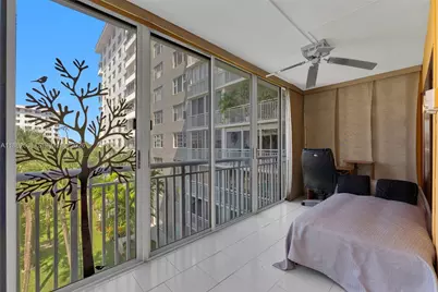 3800 Hillcrest Dr #412, Hollywood, FL 33021 - Photo 13