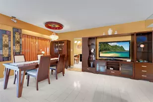 3800 Hillcrest Dr, Hollywood, FL 33021 - Photo 9