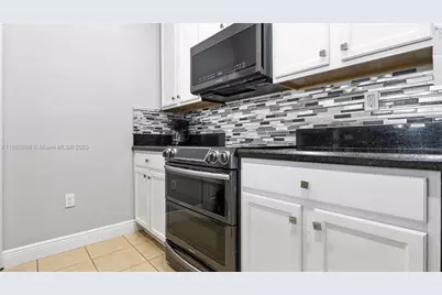 2547 SW 119th Ter, Miramar, FL 33025 - Photo 11