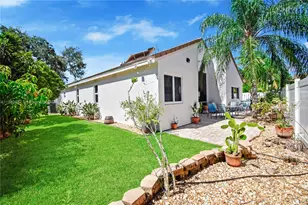 211 Cameron Ct, Weston, FL 33326 - Photo 27