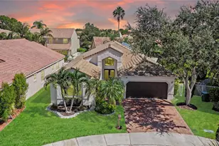 211 Cameron Ct, Weston, FL 33326 - Photo 1