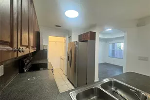5004 S Harbor Isles Dr, Dania Beach, FL 33312 - Photo 11