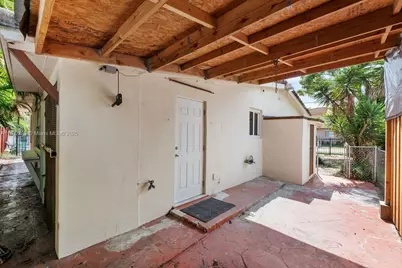 35 SW 50 Ave, Miami, FL 33134 - Photo 25