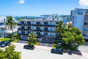 1986 Biarritz Dr, Miami Beach, FL 33141 - Photo 1