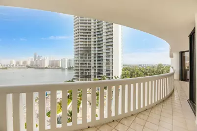 3000 E Island Blvd #801, Aventura, FL 33160 - Photo 29