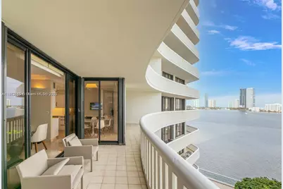 3000 E Island Blvd #801, Aventura, FL 33160 - Photo 27