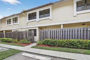 340 SW 97th Ave, Pembroke Pines, FL 33025 - Photo 3