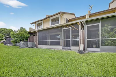 340 SW 97th Ave, Pembroke Pines, FL 33025 - Photo 39