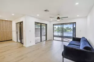340 SW 97th Ave, Pembroke Pines, FL 33025 - Photo 17