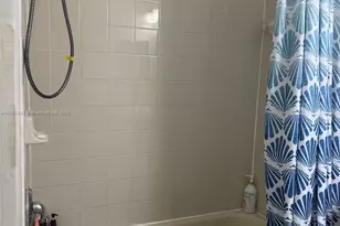 4279 NE 10th Ct, Homestead, FL 33033 - Photo 9