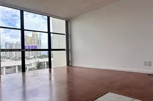 17021 N Bay Rd, Sunny Isles Beach, FL 33160 - Photo 9