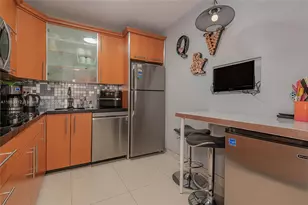 3725 S Ocean Dr, Hollywood, FL 33019 - Photo 9