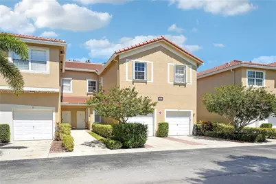 108 Lighthouse Cir #E, Tequesta, FL 33469 - Photo 1